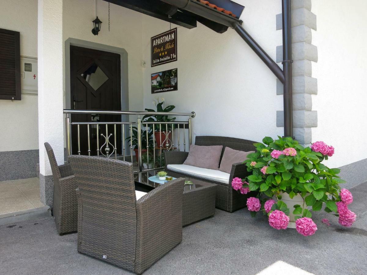 Apartment Petra I Nikola Селище Дрежницько Екстер'єр фото