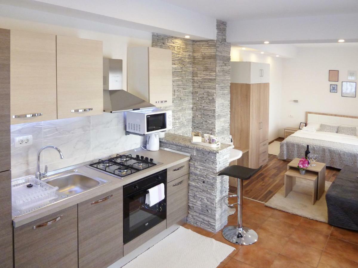 Apartment Petra I Nikola Селище Дрежницько Екстер'єр фото